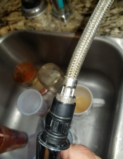 Extendable kitchen faucet