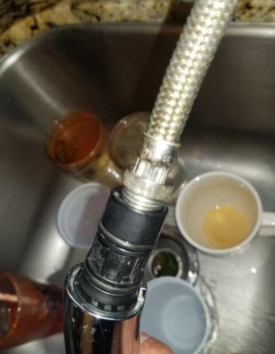 Extendable kitchen faucet